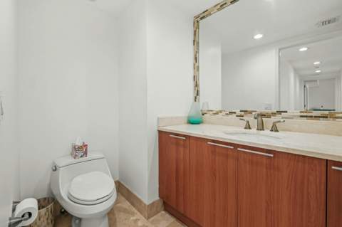 2640 Lake Shore Drive #1710, Riviera Beach FL - photo 13 of 53