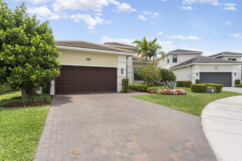 3 bedroom Single Family Residence at 16148 Key Biscayne Lane, Cresswind Palm Beach, Westlake — photo 2