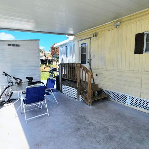 42 SE Spanish Way, Port St. Lucie FL - photo 7 of 55