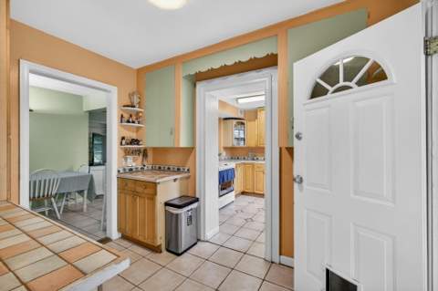 502 49th Street, West Palm Beach FL - photo 13 of 67