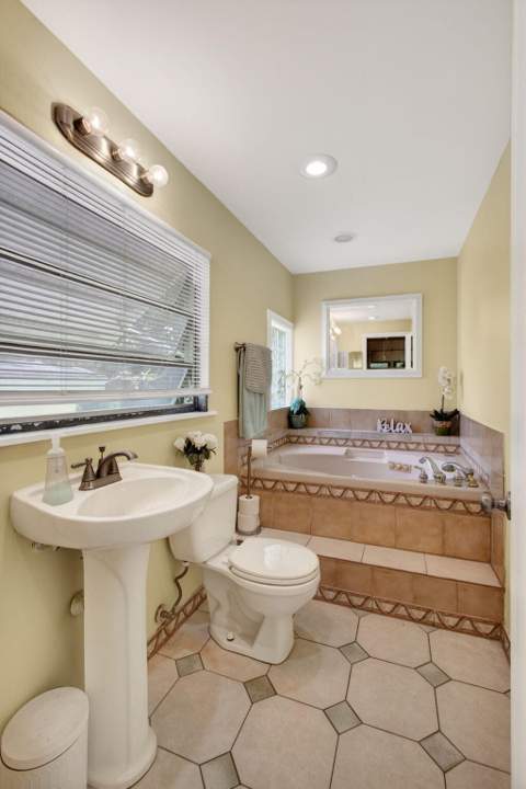 502 49th Street, West Palm Beach FL - photo 23 of 67