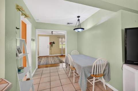 502 49th Street, West Palm Beach FL - photo 16 of 67