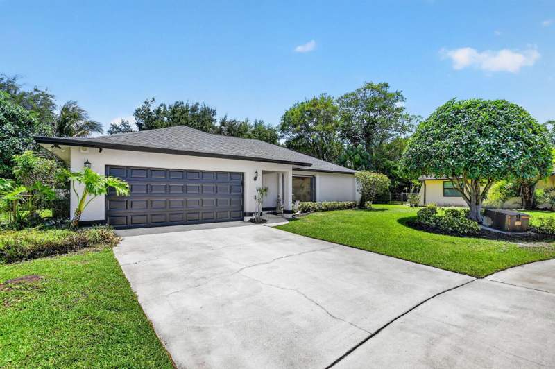 3 bedroom Single Family Residence at 980 Ryanwood Drive, Wooded Acres, West Palm Beach — photo 3