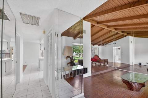 980 Ryanwood Drive, West Palm Beach FL - photo 6 of 67