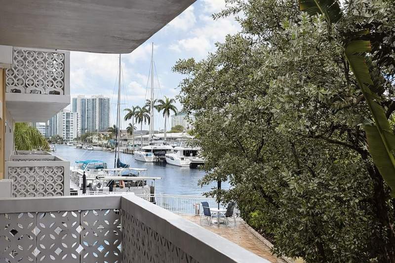 1 bedroom Condominium at 3220 Bayview Drive #211, Pier 41 Condo, Fort Lauderdale — photo 3