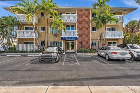 3220 Bayview Drive #211, Fort Lauderdale FL - photo 18 of 23