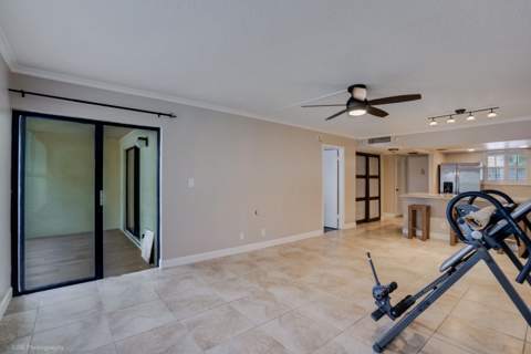 2314 S Cypress Bend Drive #Unit 313, Pompano Beach FL - photo 15 of 21