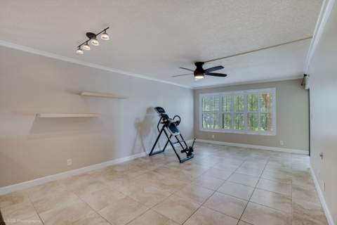 2314 S Cypress Bend Drive #Unit 313, Pompano Beach FL - photo 16 of 21