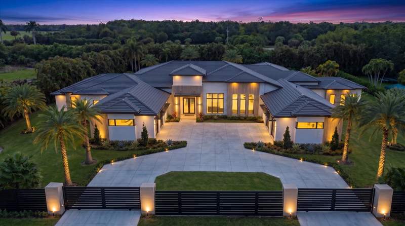 5 bedroom Single Family Residence at 3905 Fieldview Way, Southfields, Wellington — photo 2