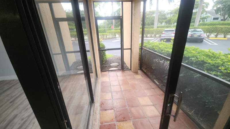 1 bedroom Condominium at 2255 Lindell Boulevard #4111, Lavers Delray Racquet Club Condo, Delray Beach — photo 5