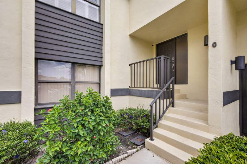 2 bedroom Condominium at 3961 SW Greenwood Way #G, Clubhouse Court Condo, Palm City — photo 5