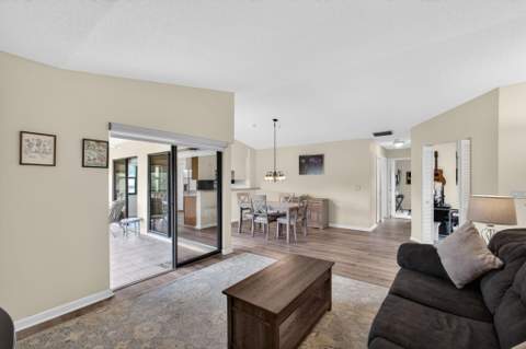 3961 SW Greenwood Way #G, Palm City FL - photo 15 of 60