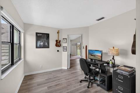 3961 SW Greenwood Way #G, Palm City FL - photo 22 of 60