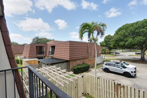 1614 16th Lane, Palm Beach Gardens FL - photo 24 of 28