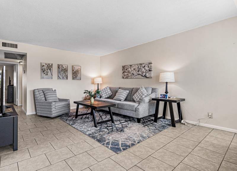 2 bedroom Condominium at 167 Cambridge G, Cambridge Condo, West Palm Beach — photo 3