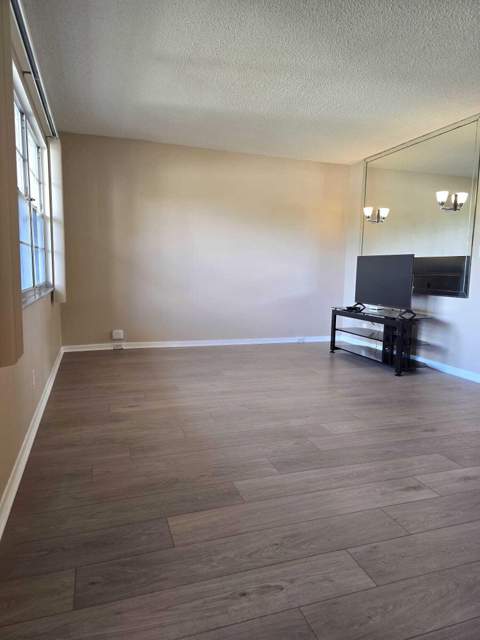 2103 Lucaya Bend #E2, Coconut Creek FL - photo 8 of 116