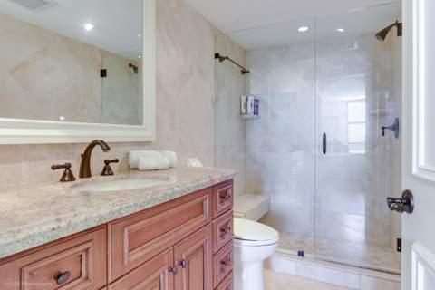 651 Okeechobee Boulevard #509, West Palm Beach FL - photo 8 of 14