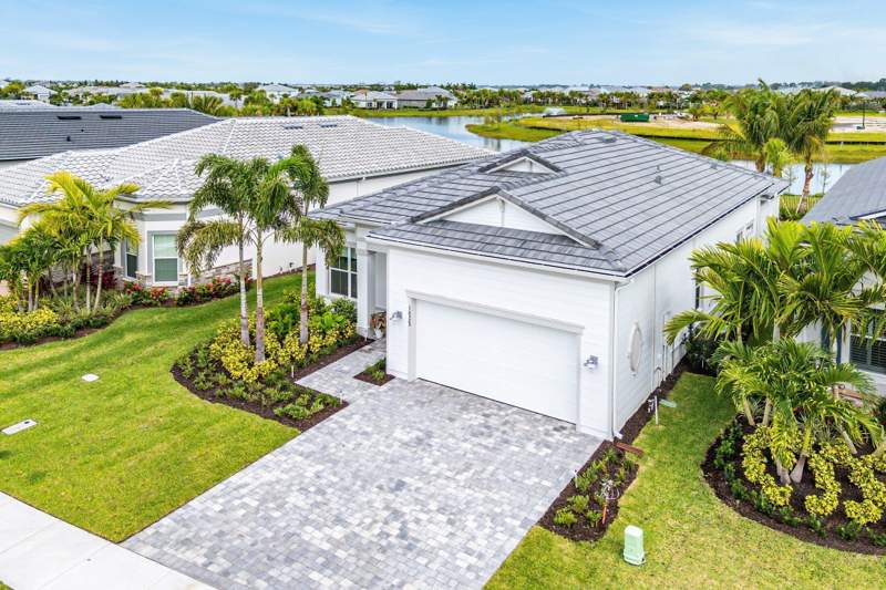 3 bedroom Single Family Residence at 12325 Frontline Lane, Avenir, Palm Beach Gardens — photo 2