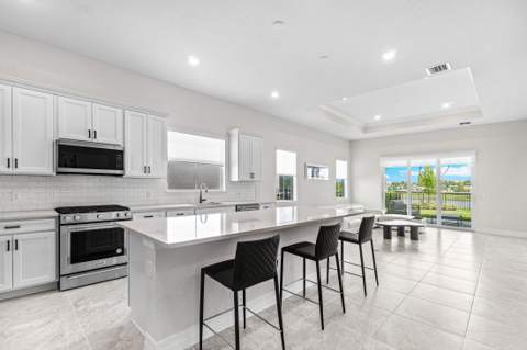 12325 Frontline Lane, Palm Beach Gardens FL - photo 15 of 52
