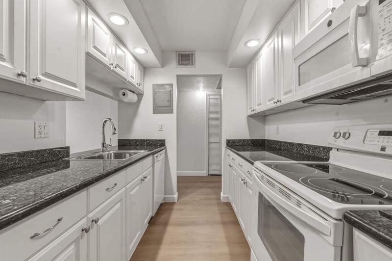 2 bedroom Condominium at 777 S Federal Highway #Rp301, Island Club Two Condo, Pompano Beach — photo 5