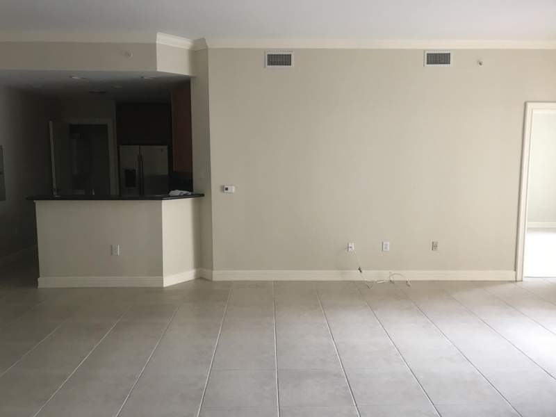 1 bedroom Condominium at 16102 Emerald Estates Drive #212, Weston 55 Plus Condo, Weston — photo 4