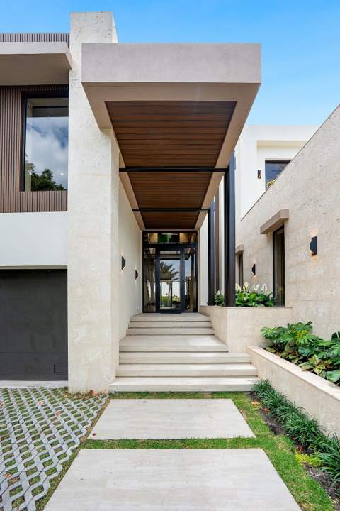 5 Barefoot Lane, Lantana FL - photo 6 of 39