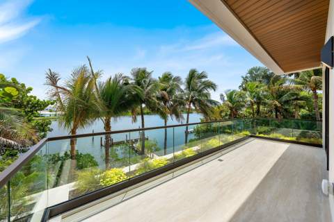 5 Barefoot Lane, Lantana FL - photo 16 of 39