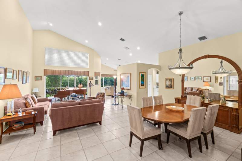 3 bedroom Single Family Residence at 6952 Grenelefe Road, Lakeridge Greens, Boynton Beach — photo 4
