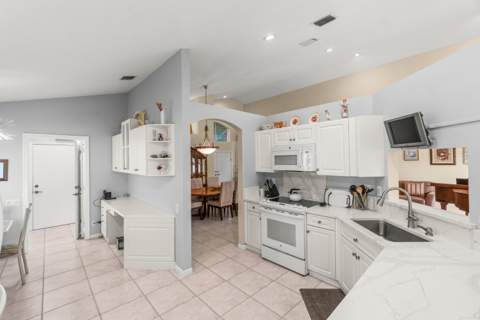 6952 Grenelefe Road, Boynton Beach FL - photo 12 of 41