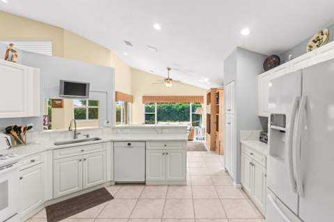 6952 Grenelefe Road, Boynton Beach FL - photo 15 of 41