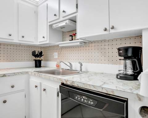 2061 NW 47th Terrace #103, Lauderhill FL - photo 12 of 22