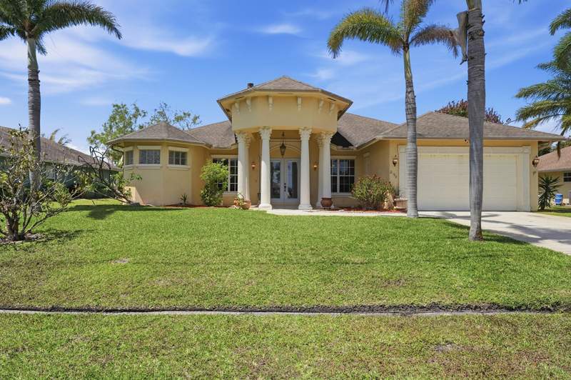 4 bedroom Single Family Residence at 2199 SE Heathwood Circle, Port St Lucie Section 40, Port St. Lucie — photo 3