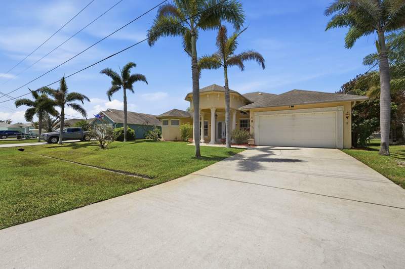 4 bedroom Single Family Residence at 2199 SE Heathwood Circle, Port St Lucie Section 40, Port St. Lucie — photo 4