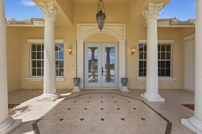 4 bedroom Single Family Residence at 2199 SE Heathwood Circle, Port St Lucie Section 40, Port St. Lucie — photo 5