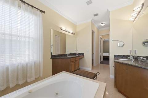 2199 SE Heathwood Circle, Port St. Lucie FL - photo 23 of 50