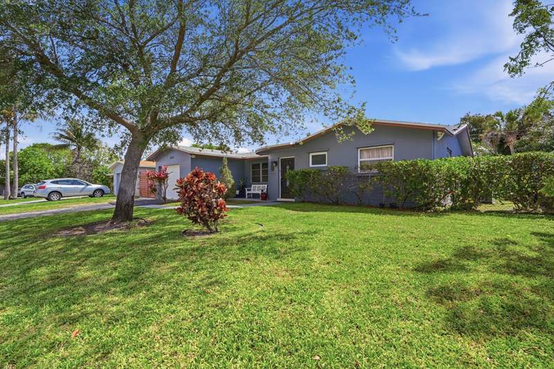 3 bedroom Single Family Residence at 2350 NW 60th Avenue, Sunrise Golf Village 3rd Add To, Sunrise — photo 3