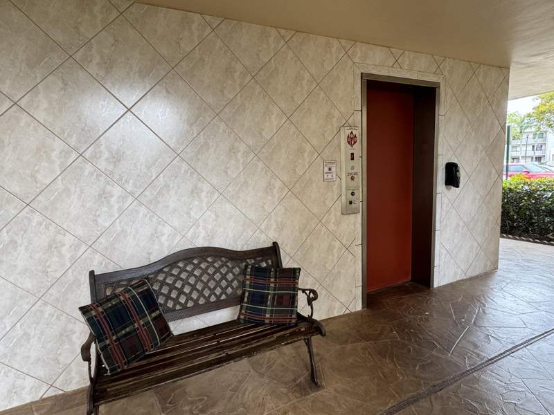 2 bedroom Condominium at 10641 W Clairmont Circle, Clairmont Condominium H, Tamarac — photo 3