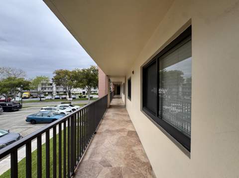 10641 W Clairmont Circle, Tamarac FL - photo 6 of 15