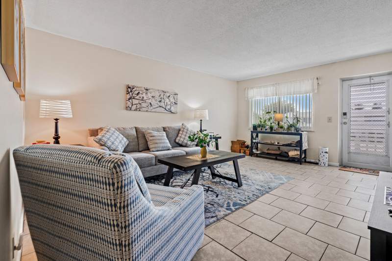 2 bedroom Condominium at 167 Cambridge G, Cambridge Condo, West Palm Beach — photo 2