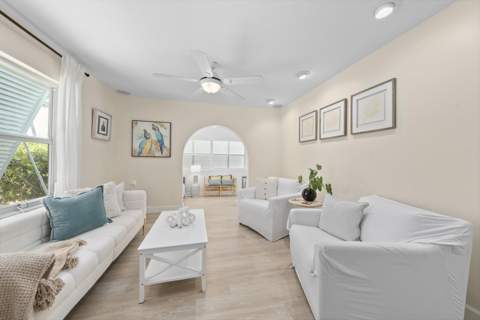 205 N 18th Ave Avenue, Lake Worth Beach FL - photo 9 of 29