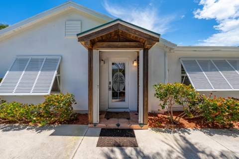 205 N 18th Ave Avenue, Lake Worth Beach FL - photo 6 of 29
