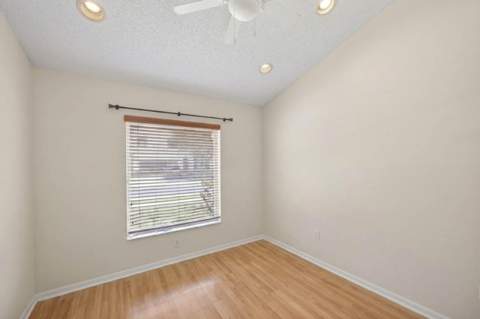 10870 Old Bridgeport Lane, Boca Raton FL - photo 19 of 41