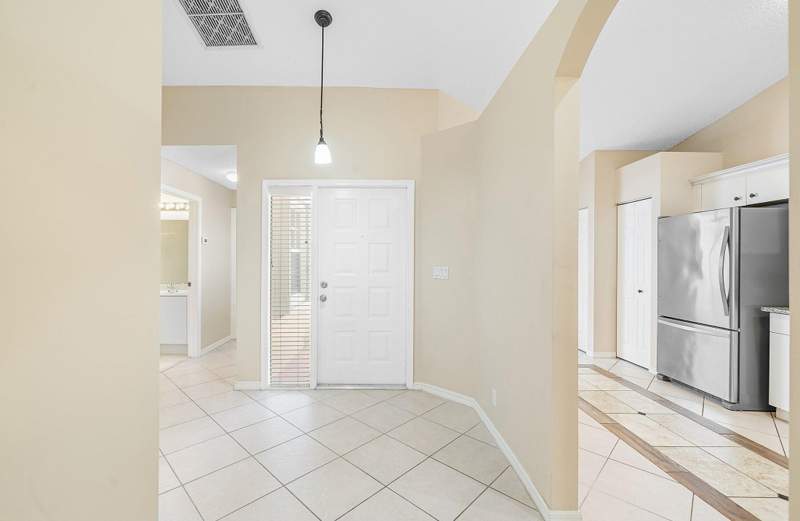 2 bedroom Villa at 6060 Petunia Road, Floral Lakes Ph 3 And 4, Delray Beach — photo 4