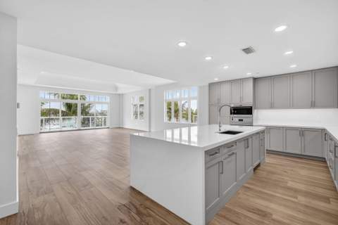 176 Lake Drive #1-302, Palm Beach Shores FL - photo 9 of 56