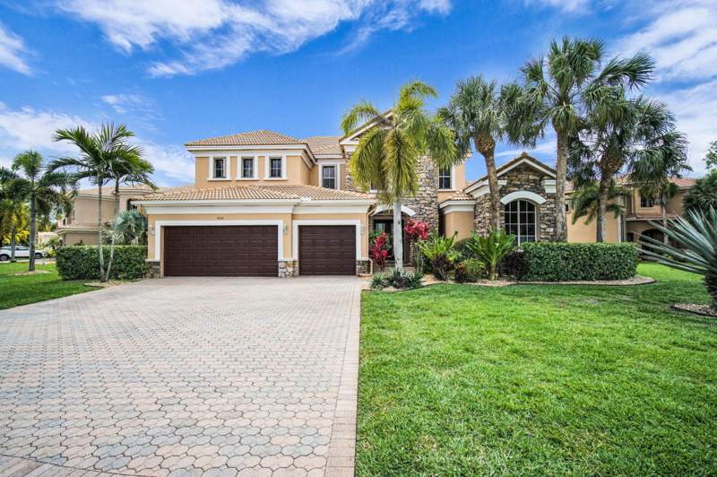 5 bedroom Single Family Residence at 9192 Pineville Drive, country cove, Lake Worth — photo 3