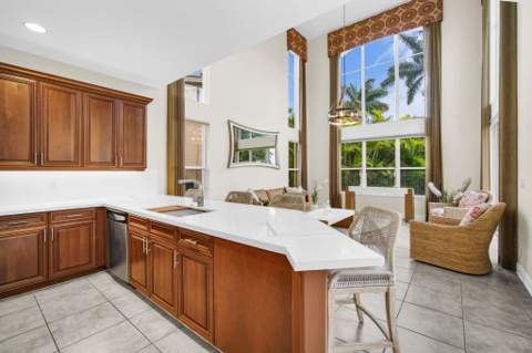 9192 Pineville Drive, Lake Worth FL - photo 15 of 50