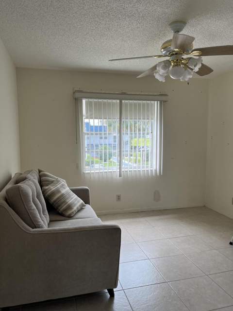 123 Normandy #C, Delray Beach FL - photo 8 of 13