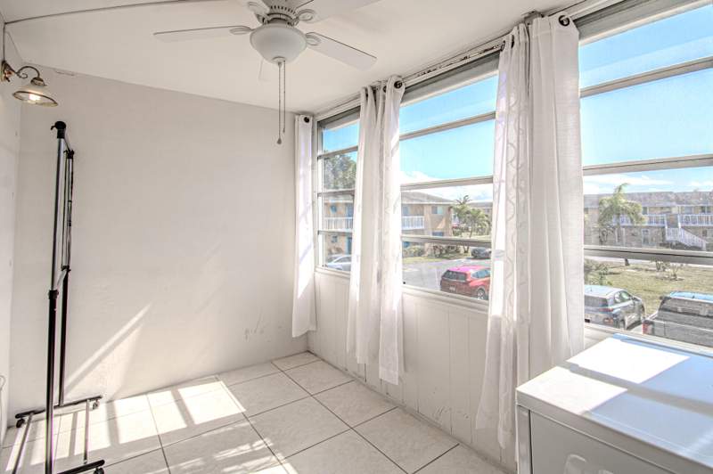 2 bedroom Condominium at 2222 NE 1st Way #202, Village Royale Condo 6, Boynton Beach — photo 4