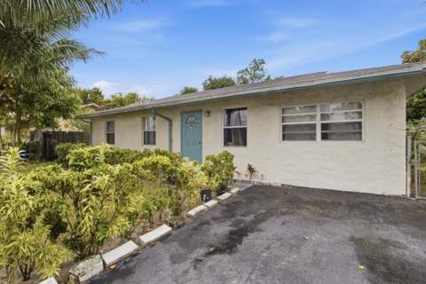 8230 SW 4th Place, North Lauderdale FL - photo 8 of 23