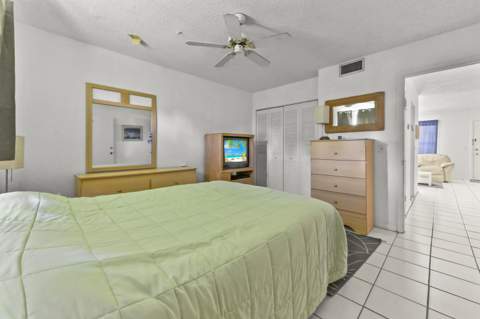 631 Snug Harbor Drive #S1, Boynton Beach FL - photo 13 of 21
